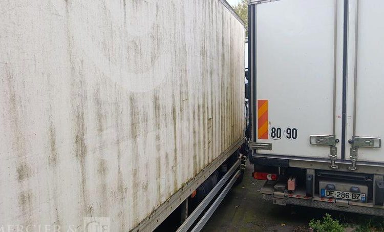 RENAULT 220DXI HAYON – EN DESIGNATION(93)  BP-909-RR