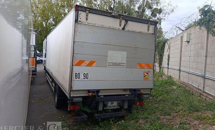 RENAULT 220DXI HAYON – EN DESIGNATION(93)  BP-909-RR