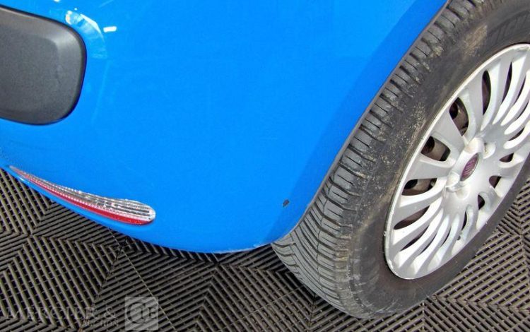 FIAT PUNTO ESS/GNV BLEU BT-235-DL