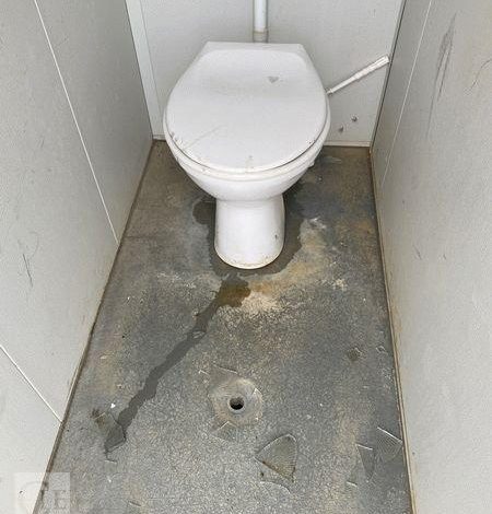 BODARD BUNGALOW SANITAIRE AVEC PASSAGE DE FOURCHES – EQUIPE DOUCHE / AUGE ET WC BLANC BU1010077