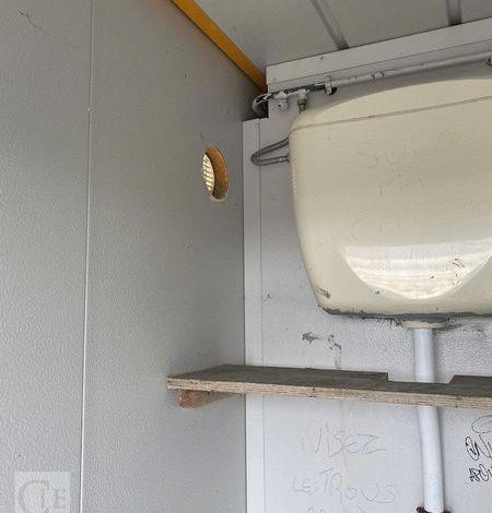 BODARD BUNGALOW SANITAIRE AVEC PASSAGE DE FOURCHES – EQUIPE DOUCHE / AUGE ET WC BLANC BU1010077
