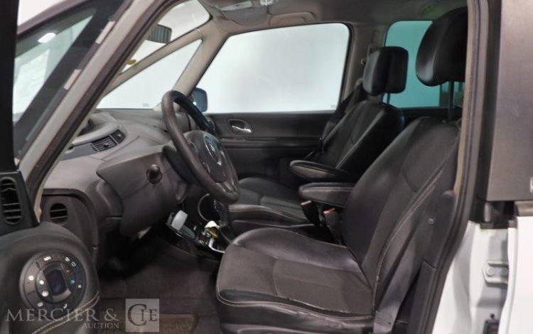 RENAULT ESPACE DCI  CC-657-PX