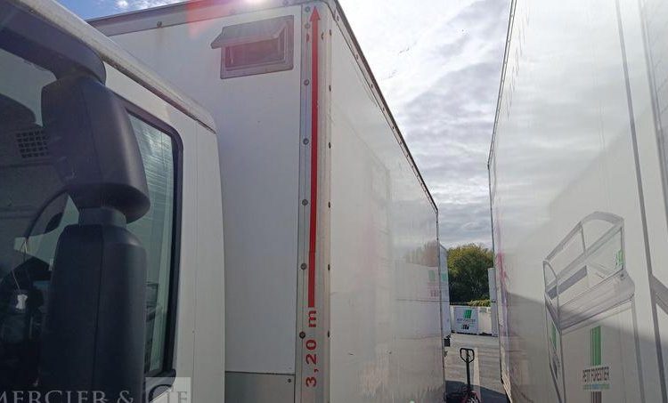 IVECO 75E16CH HAYON- EN DESIGNATION(93)  CE-785-ET