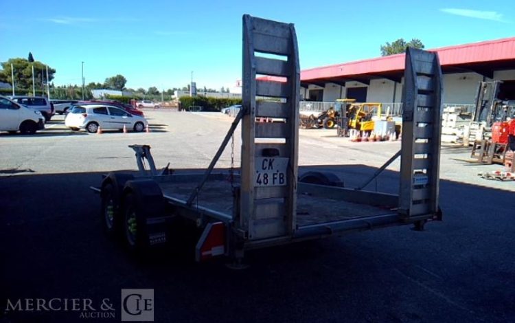 HUBIERE REMORQUE PORTE-ENGIN CU 2T8  CK-148-FB