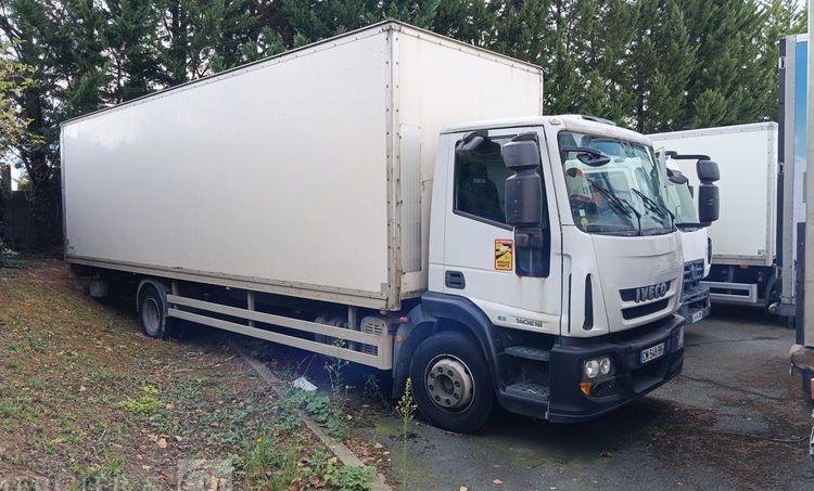 IVECO 140E18 E5 HAYON – EN DESIGNATION(93)  CM-548-BK