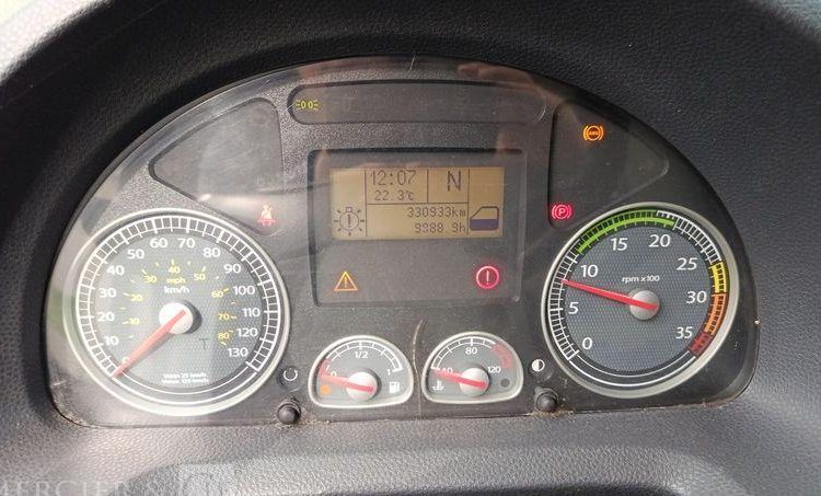 IVECO 140E18 E5 HAYON – EN DESIGNATION(93)  CM-548-BK