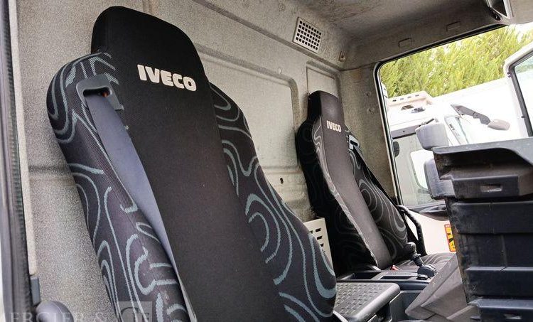 IVECO 140E18 E5 HAYON – EN DESIGNATION(93)  CM-548-BK