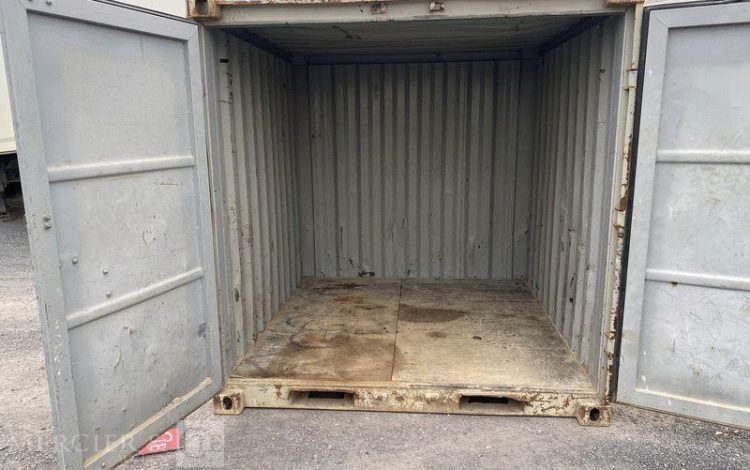 CONTENEUR 8 PIEDS AVEC PASSAGE DE FOURCHES  CON748106