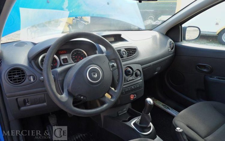 RENAULT CLIO  CR-072-VA