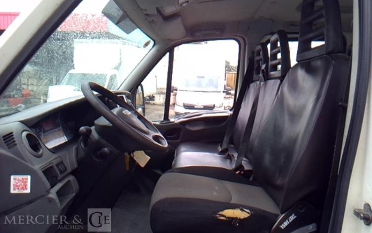 IVECO 35C13 BENNE DOUBLE CABINE BLANC CT-660-VF