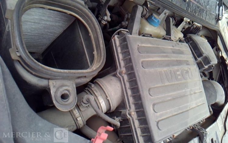 IVECO 35C13 BENNE DOUBLE CABINE BLANC CT-660-VF
