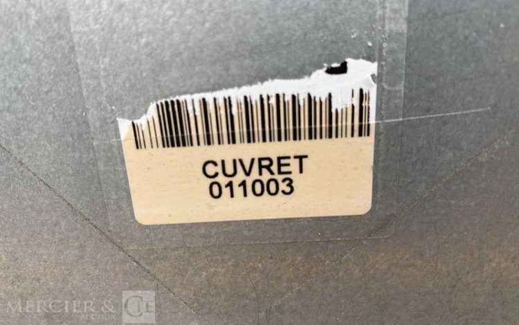 SCHUTZ LOT DE 3 CUVES A FIOUL 700 LITRES AVEC PASSAGE DE FOURCHES SUR CHARIOT ROULANT BLANC CUV011011