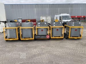 SCHUTZ LOT DE 5 CUVES A FIOUL 700 LITRES PALETTISABLE SUR CHARIOT ROULANT BLANC CUV011227