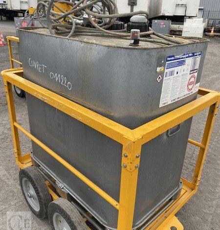 SCHUTZ LOT DE 5 CUVES A FIOUL 700 LITRES PALETTISABLE SUR CHARIOT ROULANT BLANC CUV011345