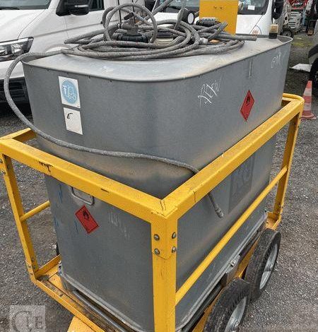 SCHUTZ LOT DE 5 CUVES A FIOUL 700 LITRES PALETTISABLE SUR CHARIOT ROULANT BLANC CUV011345