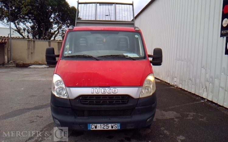 IVECO 35C13 BENNE SIMPLE CABINE COFFRE ROUGE CW-125-WS