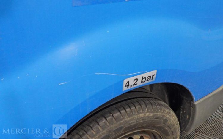 RENAULT TRAFIC II DCI  CX-240-SM