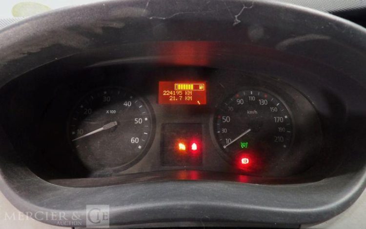 RENAULT TRAFIC II DCI  CX-240-SM