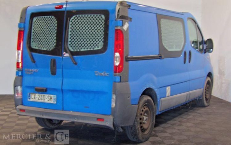 RENAULT TRAFIC II DCI  CX-240-SM