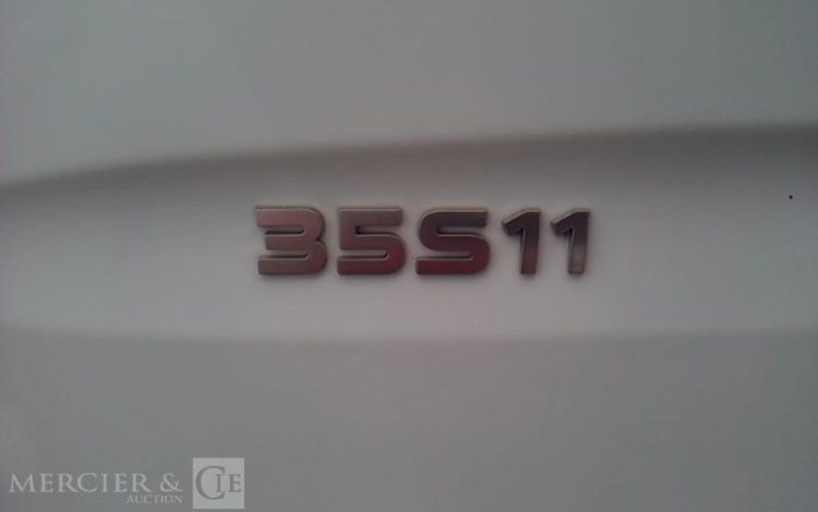 IVECO 35S11 NACELLE SUR VL 160 ALU/DS – 16M – 5590H – BLANC CX-532-MC