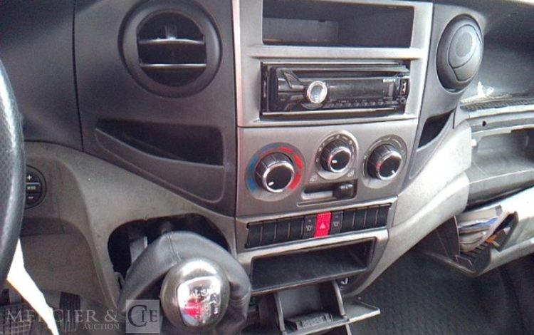 IVECO 35S11 NACELLE SUR VL 160 ALU/DS – 16M – 5590H – BLANC CX-532-MC