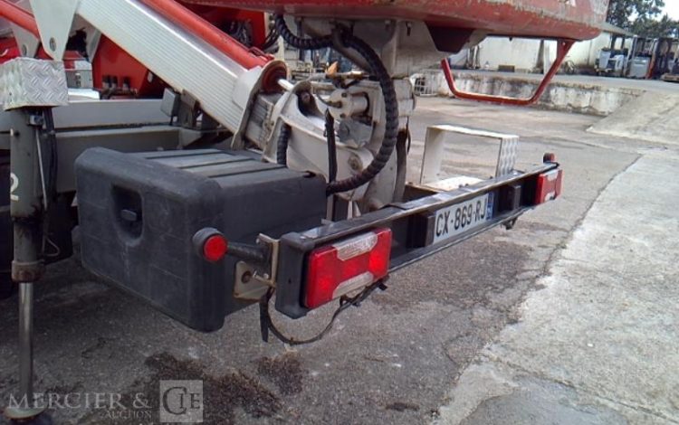 MULTITEL 35S11 NACELLE SUR VL MX170 – 17M – 5587H – ROUGE CX-869-RJ