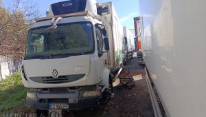 RENAULT 180DXI FRIGO/HAYON – EN DESIGNATION(93)  CZ-980-PH
