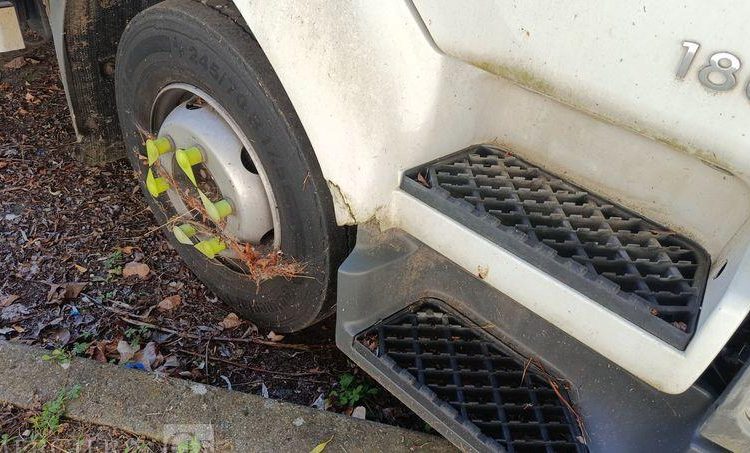 RENAULT 180DXI FRIGO/HAYON – EN DESIGNATION(93)  CZ-980-PH