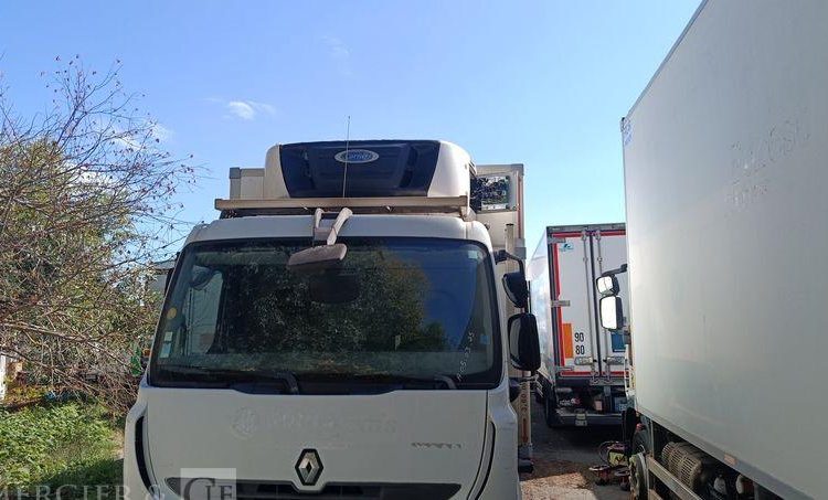RENAULT 180DXI FRIGO/HAYON – EN DESIGNATION(93)  CZ-980-PH