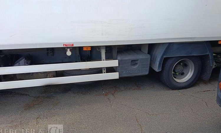 RENAULT 180 DXI FRIGO/HAYON – EN DESIGNATION(93)  DB-191-KF