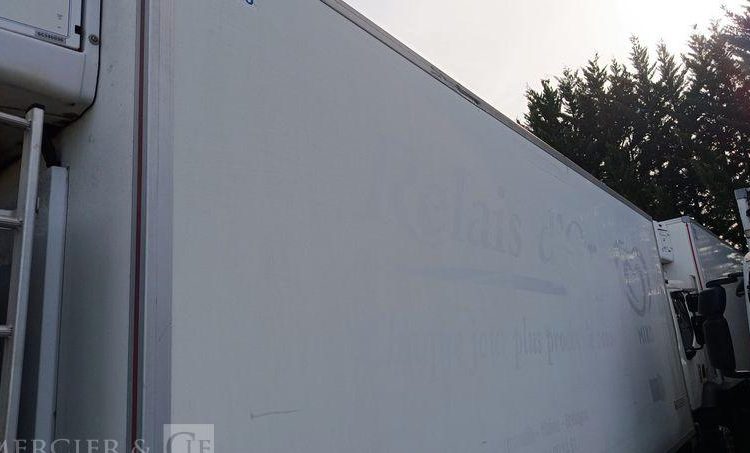 RENAULT 180 DXI FRIGO/HAYON – EN DESIGNATION(93)  DB-191-KF