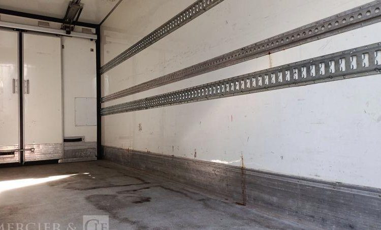 RENAULT 180 DXI FRIGO/HAYON – EN DESIGNATION(93)  DB-191-KF