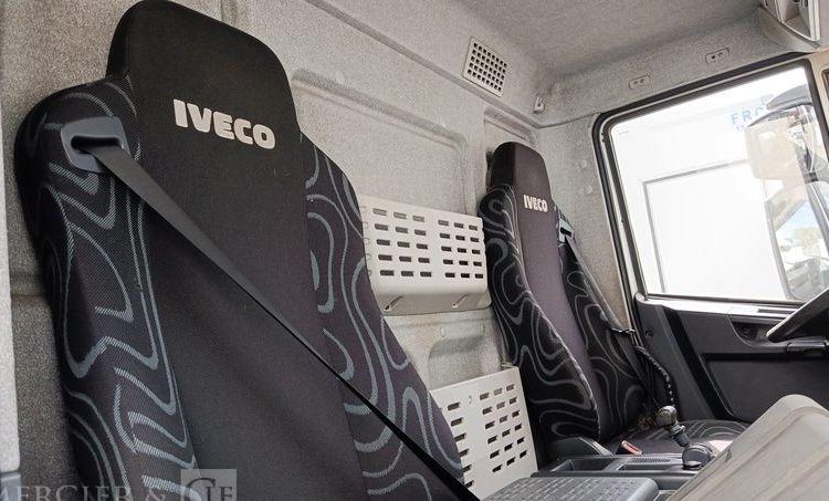 IVECO 100E18 EEV FRIGO/HAYON -EN DESIGNATION(93)  DE-286-BZ