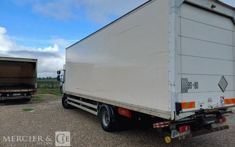 RENAULT PORTEUR MIDLUM 270 DCI AVEC HAYON – DIESEL – 524483 KMS – ANNEE 2014 BLANC DF-876-CN