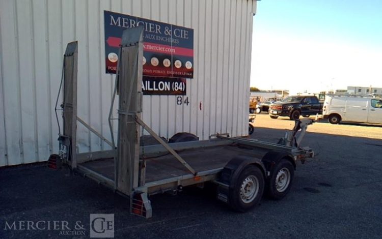 HUBIERE REMORQUE PORTE-ENGIN CU 2T8  DH-456-VQ