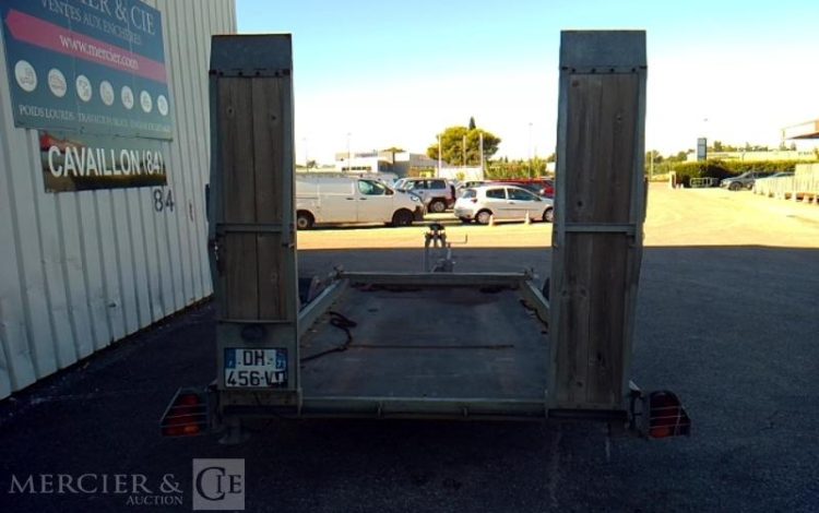 HUBIERE REMORQUE PORTE-ENGIN CU 2T8  DH-456-VQ