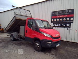 IVECO 35-130 BENNE SIMPLE CABINE COFFRE ROUGE DL-530-RG
