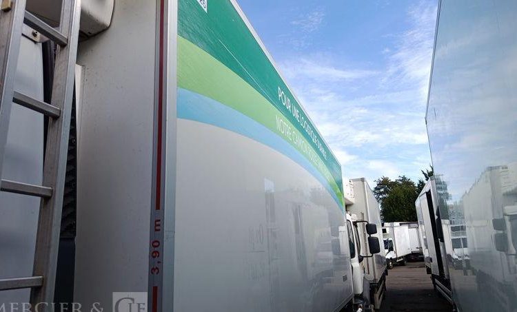 IVECO STRALIS 270E6 FRIGO/HAYON- GAZ -EN DESIGNATION(93)  DM-433-MJ