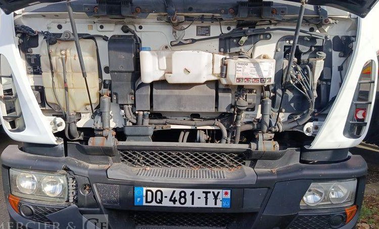 IVECO EUROCARGO 140E19 FRIGO/HAYON – EN DESIGNATION(93)  DQ-481-TY