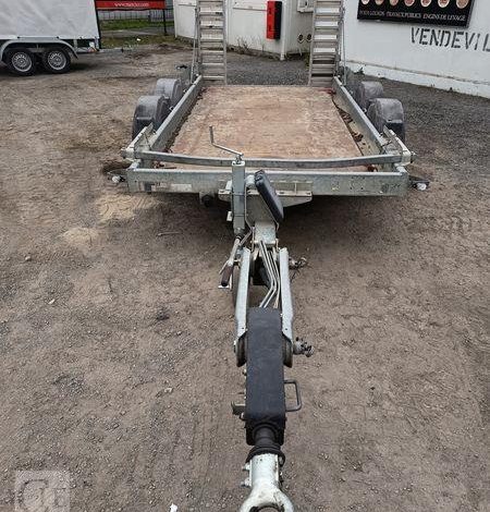 HUBIERE REMORQUE PORTE ENGIN 2 ESSIEUX – PTAC : 3,5 TONNES – ANNEE 2015 BLANC DR-403-RA