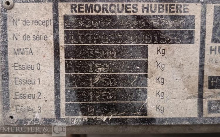 HUBIERE REMORQUE PORTE ENGIN 2 ESSIEUX – PTAC : 3,5 TONNES – ANNEE 2015 BLANC DR-403-RA