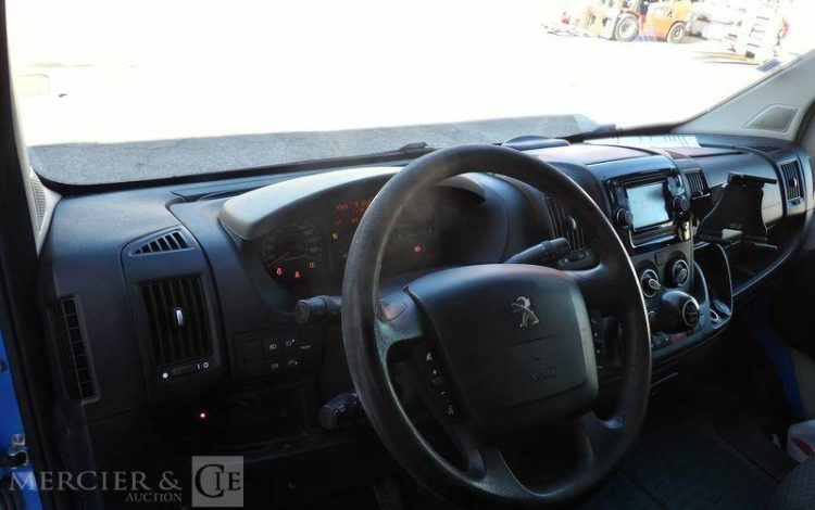 PEUGEOT BOXER HDI  DX-577-PX