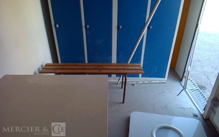 CNSE ABRI DE CHANTIER 9M2 ISOLE + WC  DY-943-DS