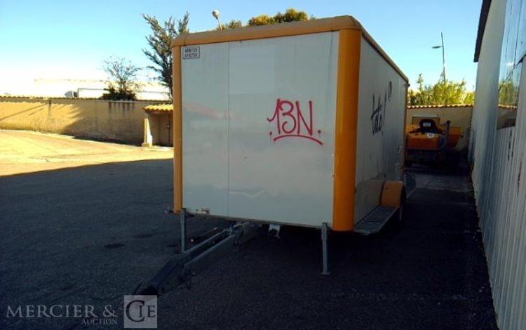CNSE ABRI DE CHANTIER 9M2 ISOLE + WC  DY-943-DS