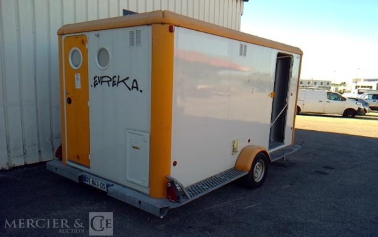 CNSE ABRI DE CHANTIER 9M2 ISOLE + WC  DY-943-DS