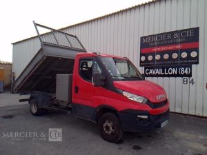 IVECO 35-130 BENNE SIMPLE CABINE COFFRE ROUGE EA-810-QC