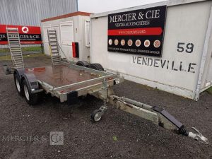 HUBIERE REMORQUE PORTE ENGIN 2 ESSIEUX – PTAC :  3,5 TONNES – ANNEE 2016 BLANC EB-329-RX