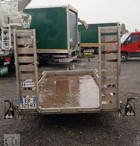 HUBIERE REMORQUE PORTE ENGIN 2 ESSIEUX – PTAC :  3,5 TONNES – ANNEE 2016 BLANC EB-329-RX