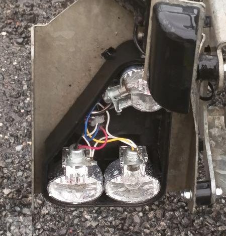HUBIERE REMORQUE PORTE ENGIN 2 ESSIEUX – PTAC :  3,5 TONNES – ANNEE 2016 BLANC EB-329-RX