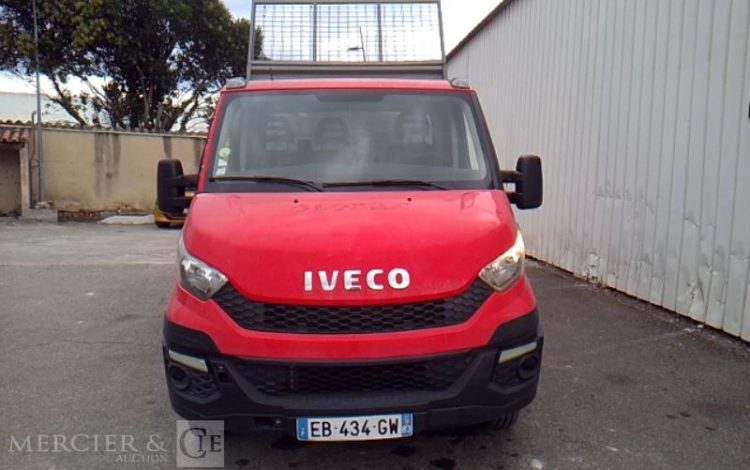 IVECO 35-130 BENNE SIMPLE CABINE COFFRE ROUGE EB-434-GW